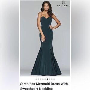 Never worn mermaid prom dress tags on